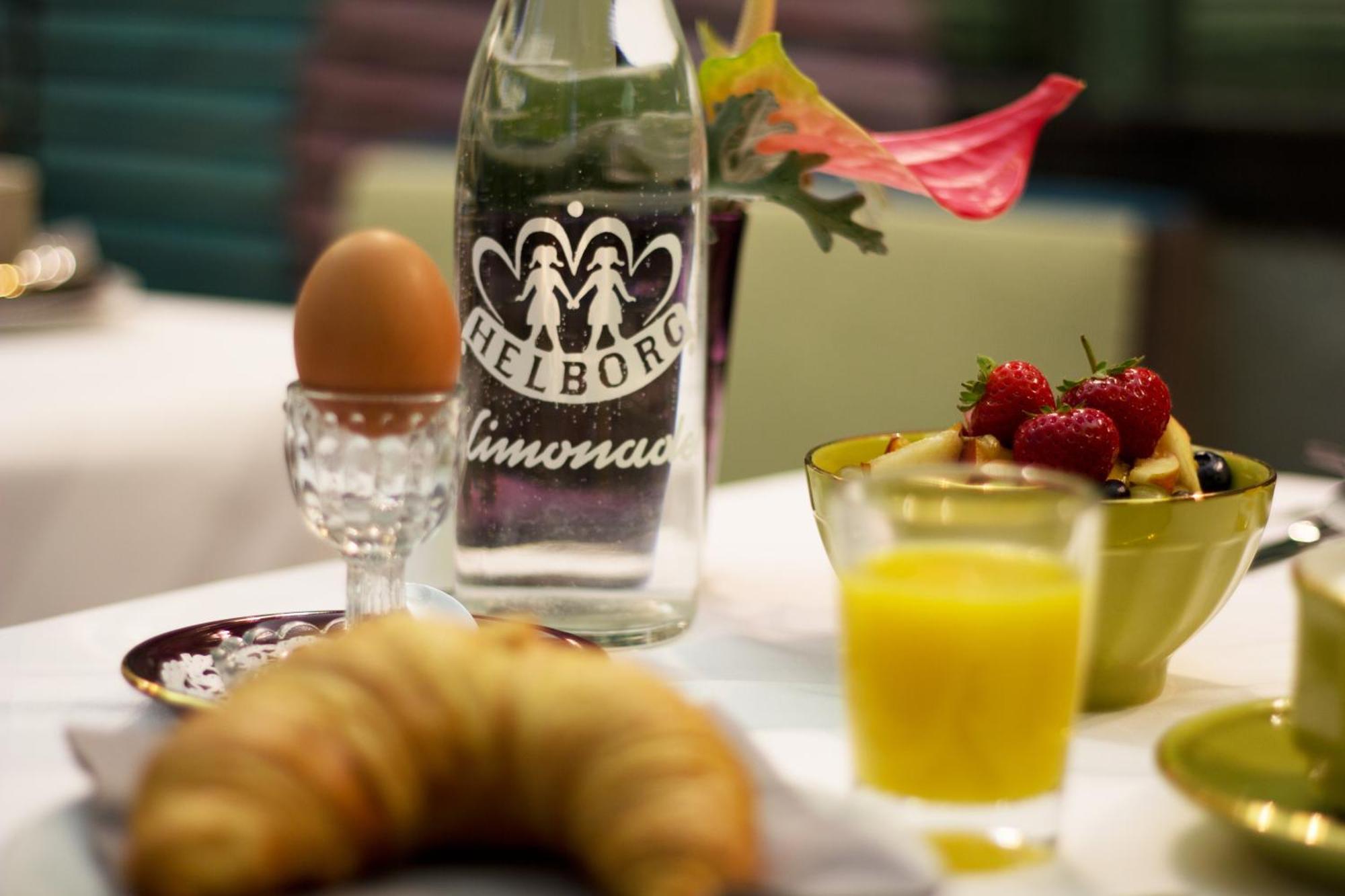 Saint Shermin Bed Breakfast & Champagne Viena Exterior foto