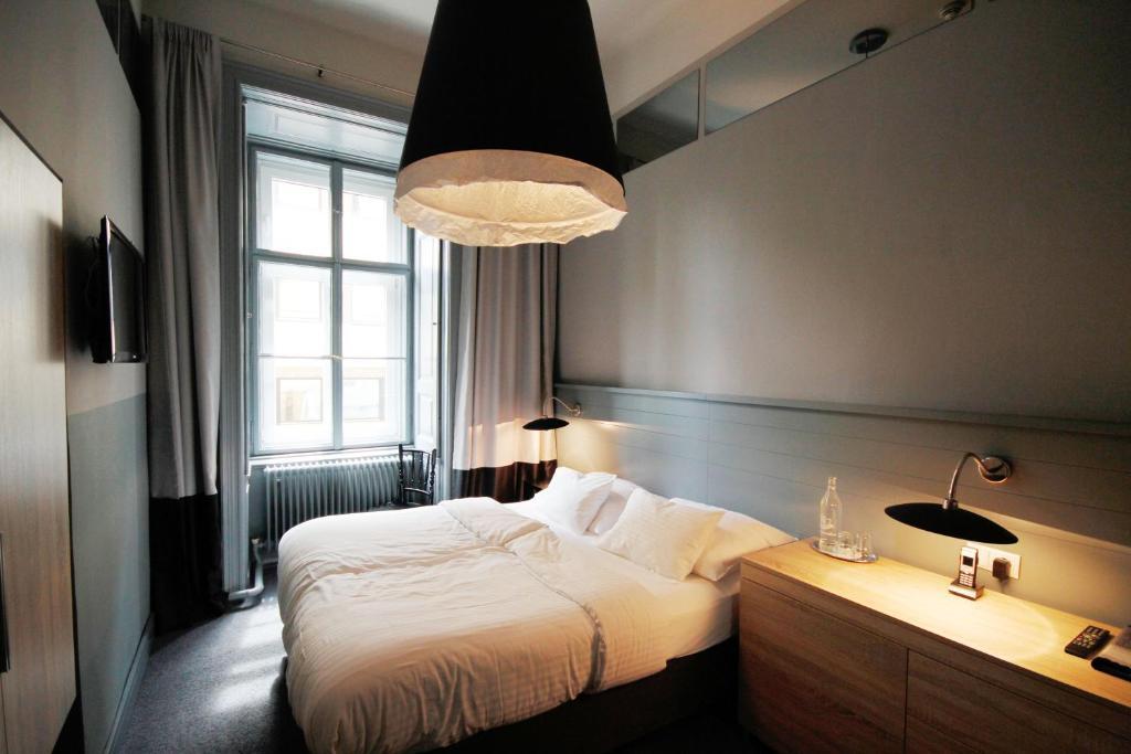 Saint Shermin Bed Breakfast & Champagne Viena Exterior foto