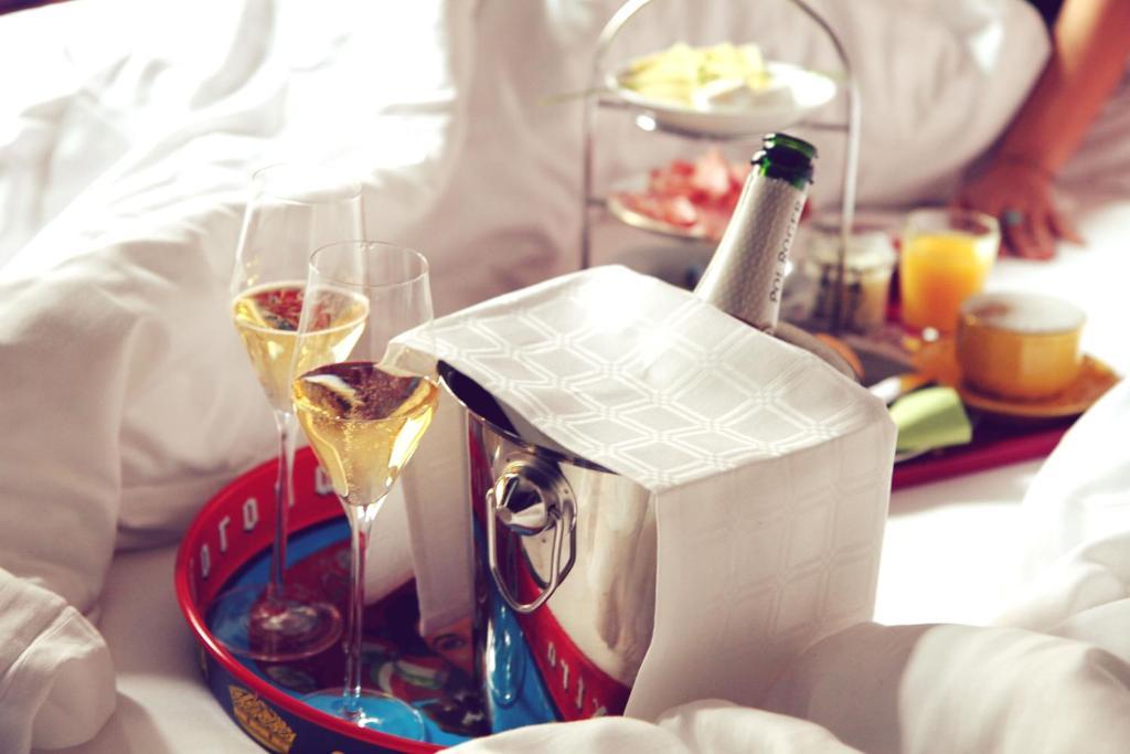 Saint Shermin Bed Breakfast & Champagne Viena Exterior foto