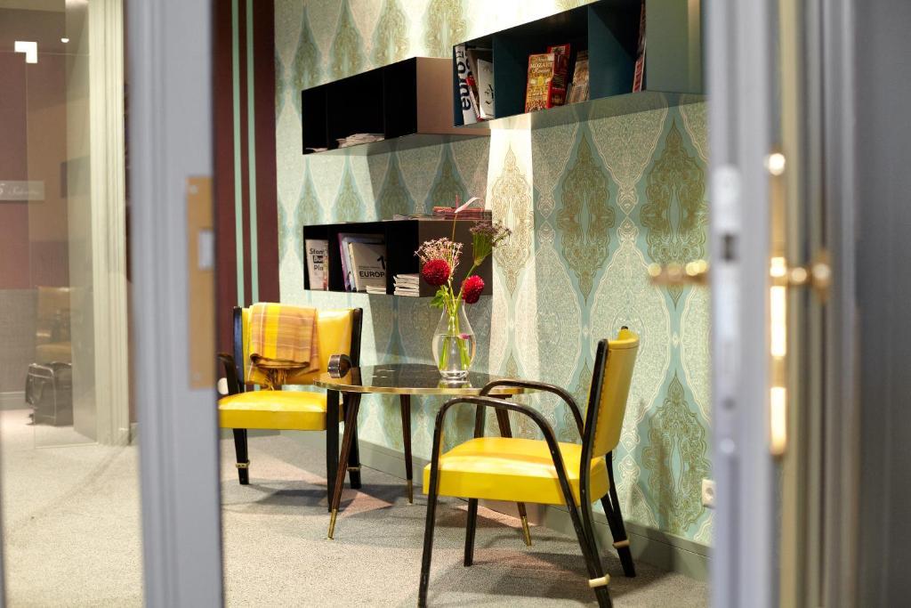 Saint Shermin Bed Breakfast & Champagne Viena Exterior foto