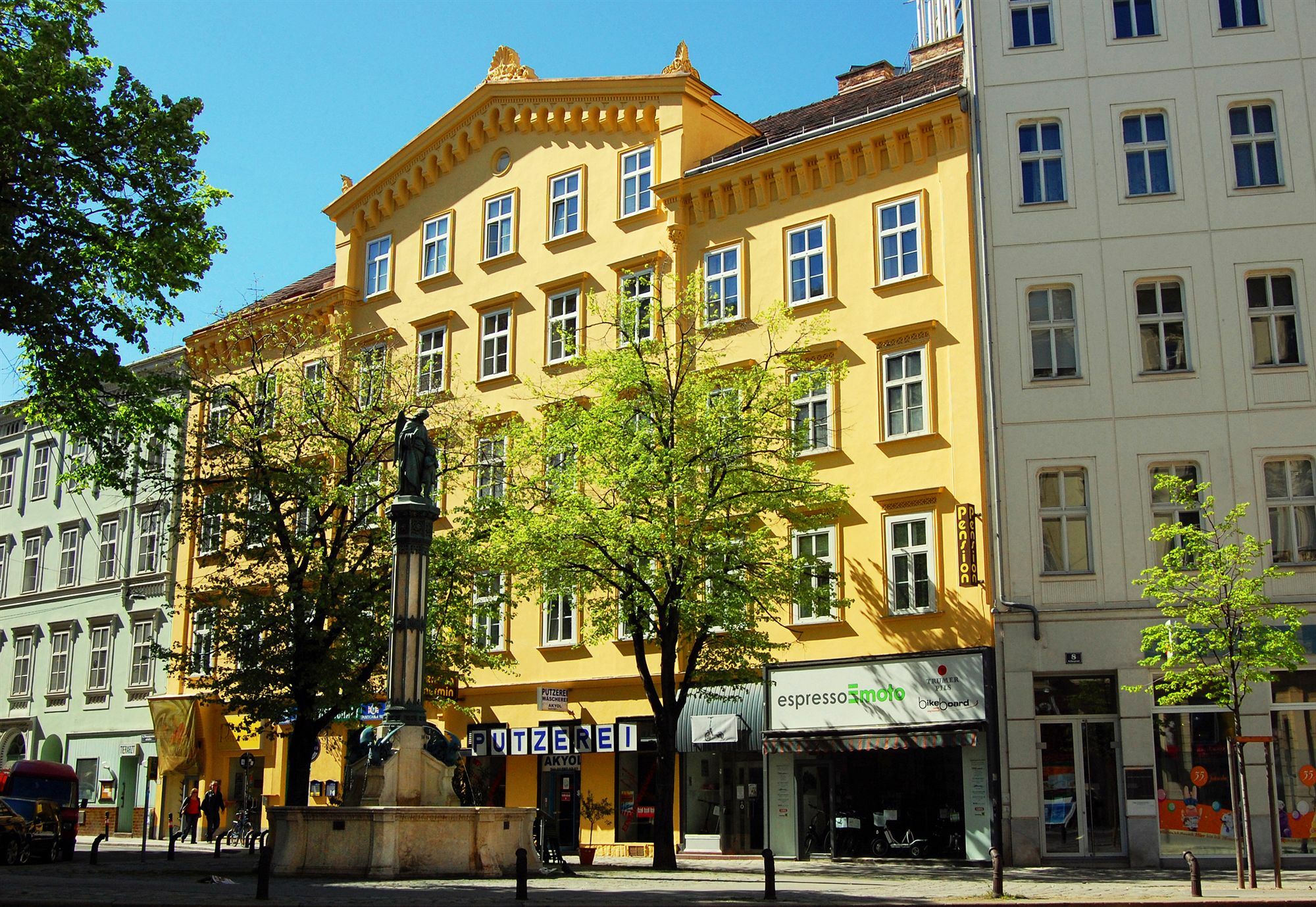Saint Shermin Bed Breakfast & Champagne Viena Exterior foto